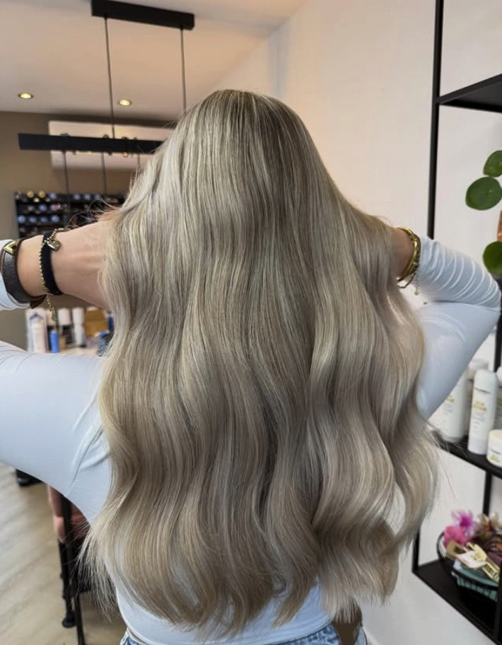 Werk 2 - Blond
